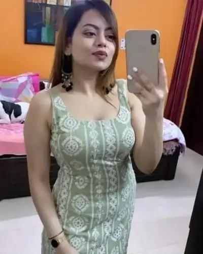 Call Girl in Turuvekere